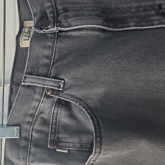 L.L. Bean Men's Classic Fit Gray Jeans 34x28 EUC - Picture 3 of 12